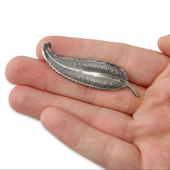 Vintage Beau Sterling Silver Leaf Brooch Intricate Milgrain Large Pin Beaucraft - Picture 5 of 5